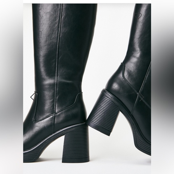 Just Fab Romy Helled Boot - Picture 6 of 10